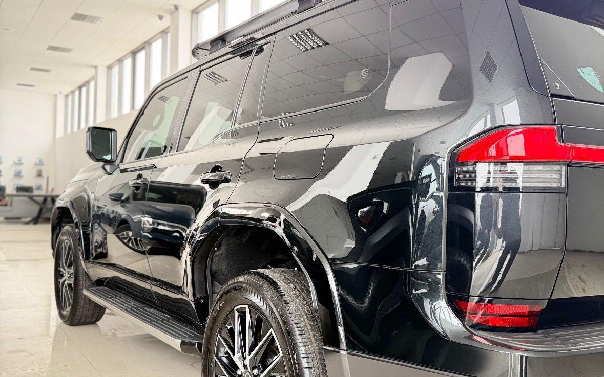 2024 Lexus GX 3